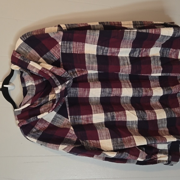 PLUS SIZE 4xl Maurices Cabin Plaid Shacket - Picture 5 of 5